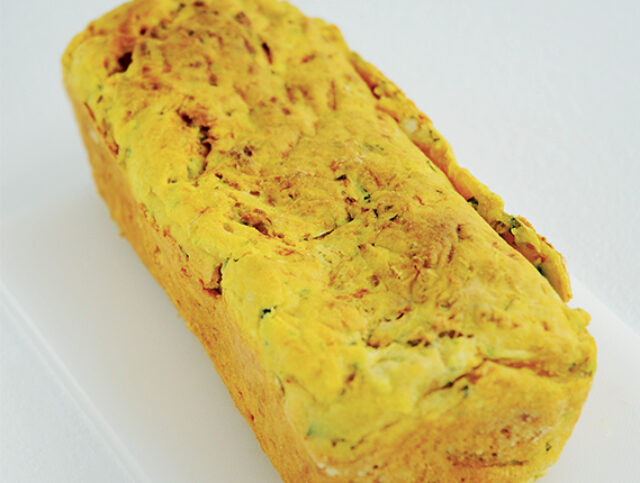 Spinach and Turmeric Bread